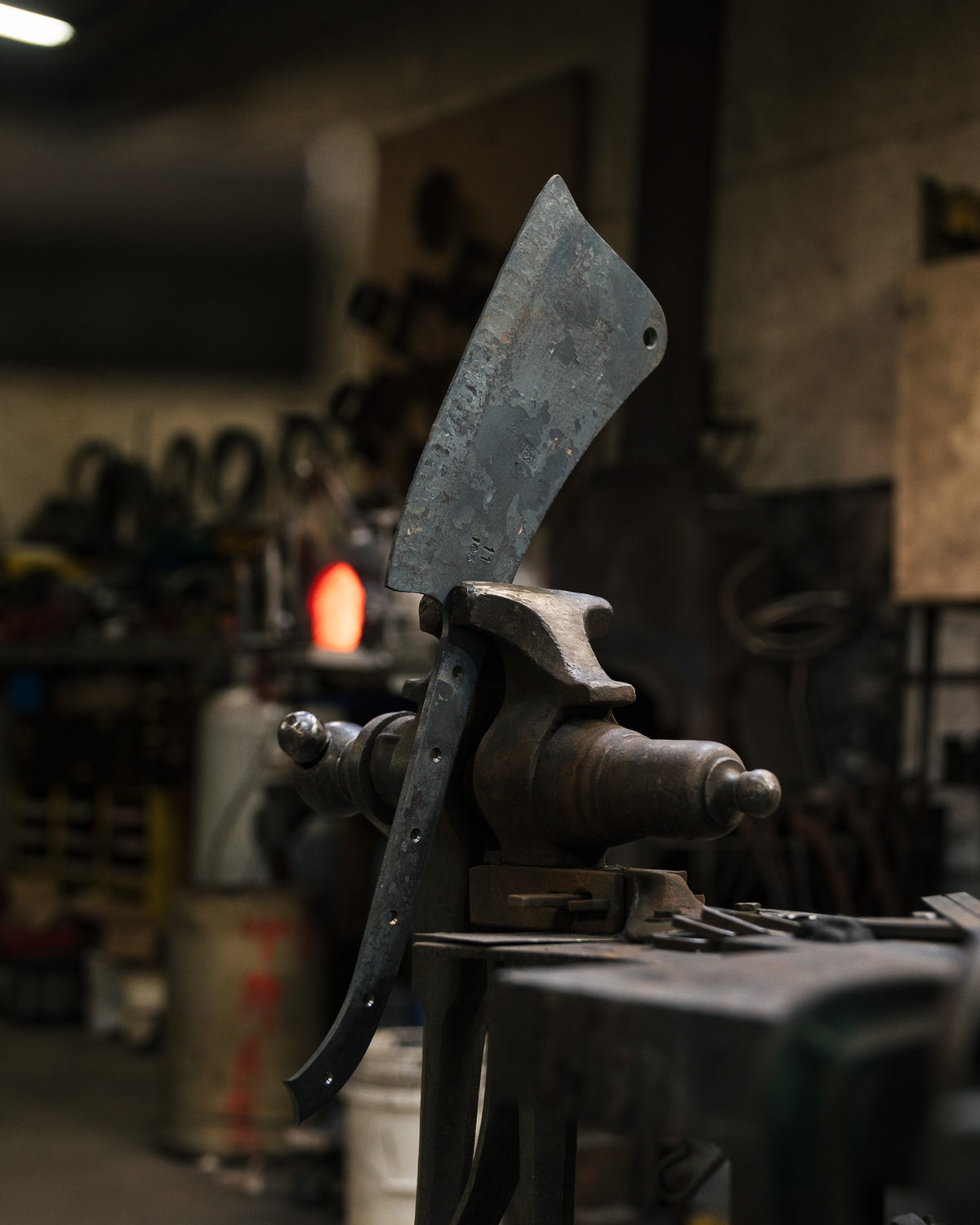The Hog Splitter – Farm Smith Co.